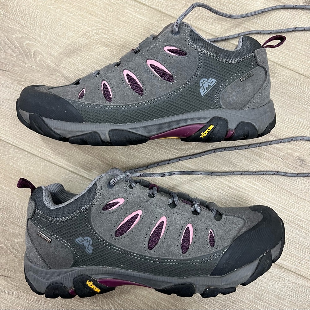 Eastern Mountain Sports EMS Vibram Low Journey Charcoal Hiking Shoes Size 9 EMS